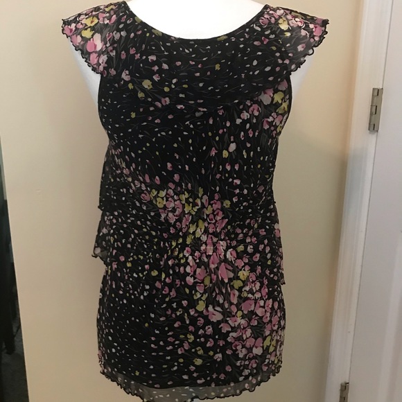 Apt 9 Top - Picture 2 of 9